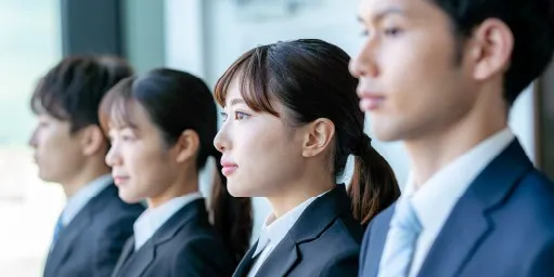 働く社員の様子