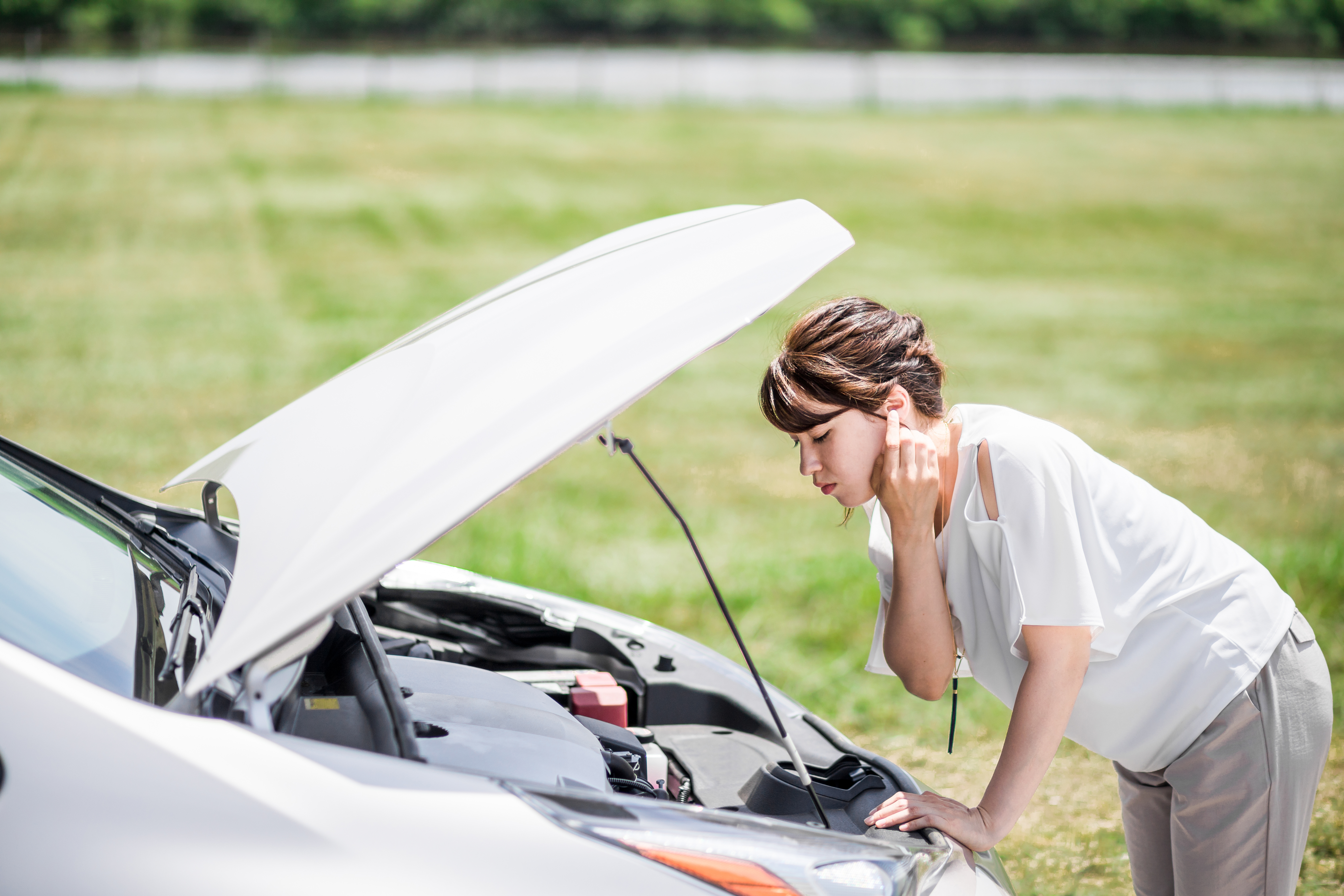 車のバッテリーが上がる原因は何 上がってしまった場合の対処法もあわせて解説 マジオドライバーズスクール多摩校 八王子 府中 日野の教習所